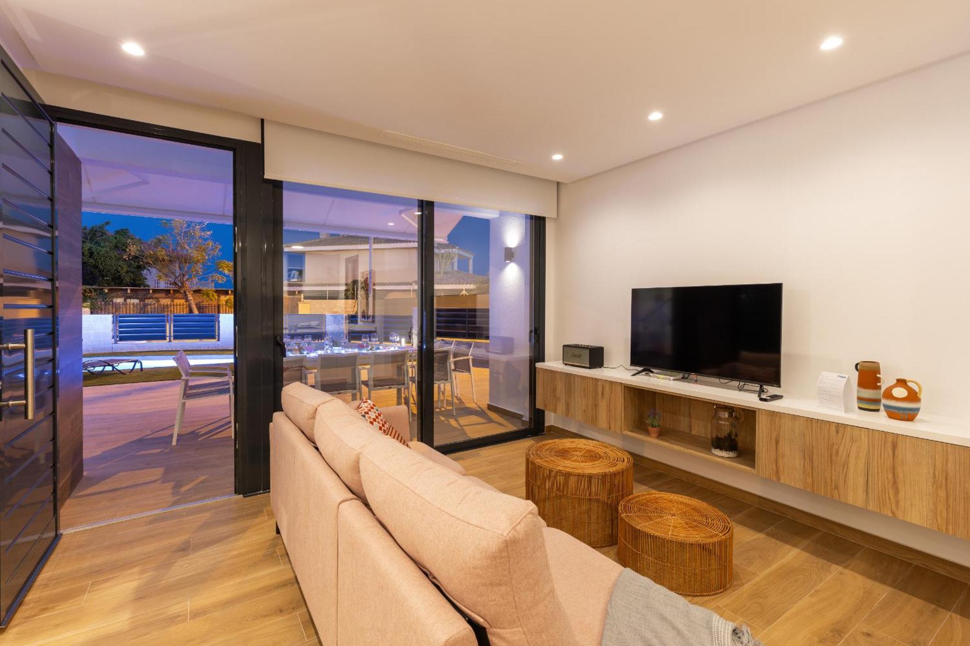 Luxurious & Comfy By Fidalsa Villa El Campello Luaran gambar